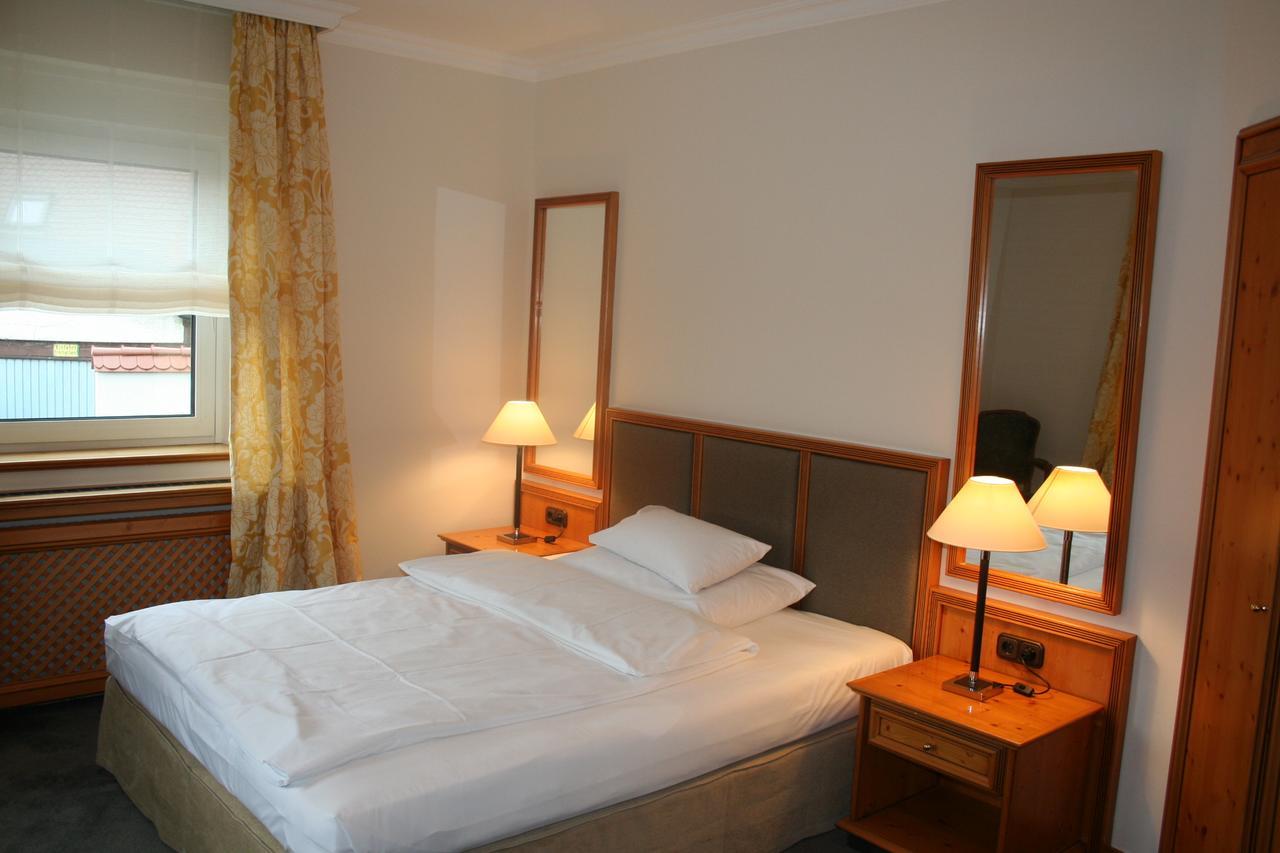 Kleines Hotel Forchheim  Bagian luar foto