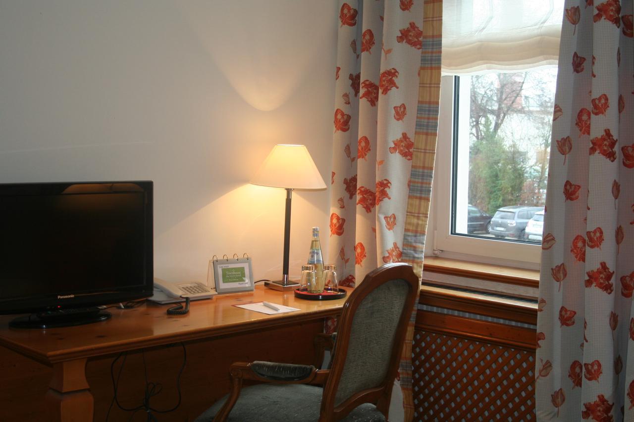 Kleines Hotel Forchheim  Bagian luar foto