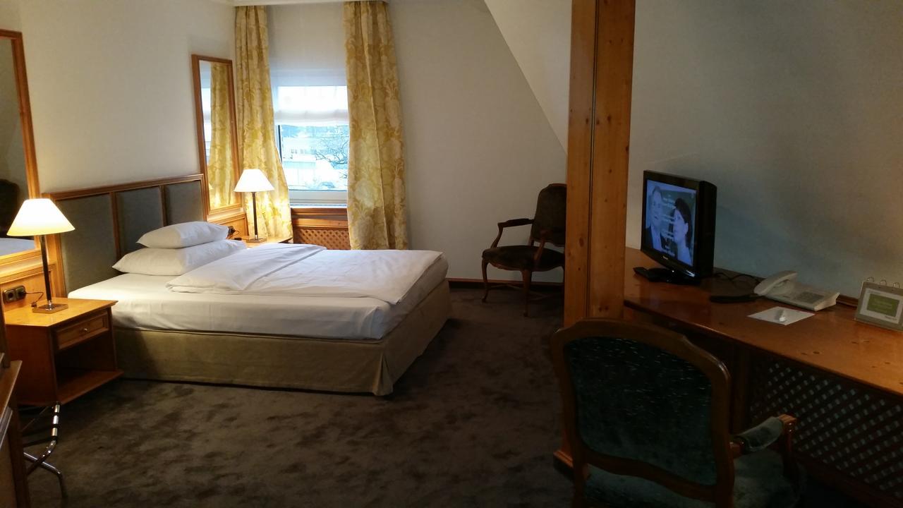 Kleines Hotel Forchheim  Bagian luar foto