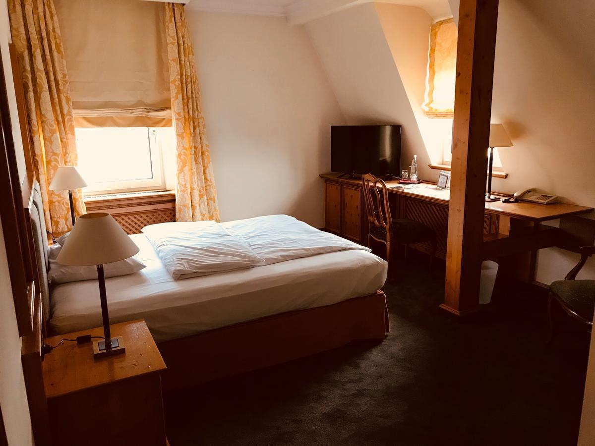 Kleines Hotel Forchheim  Bagian luar foto